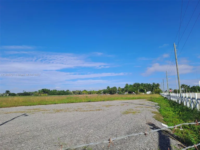 287xx Krome Ave, Homestead, FL 33030 Property for sale