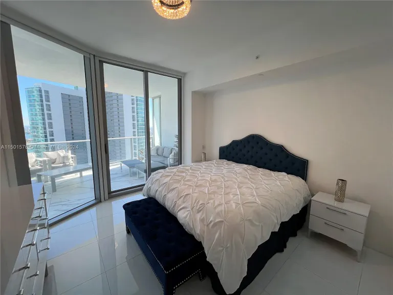 New York City Real Estate | View 851 NE 1st Ave, 3903 | Listing | View 7