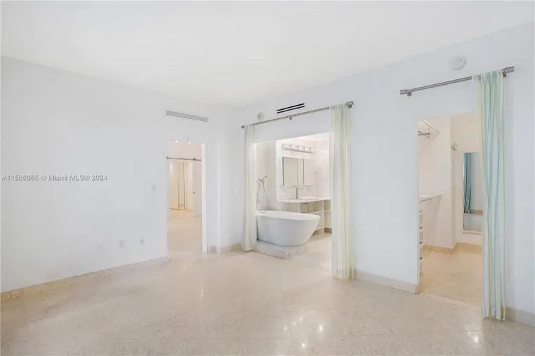 New York City Real Estate | View 10185 Collins Ave, PH20 | Listing | View 27