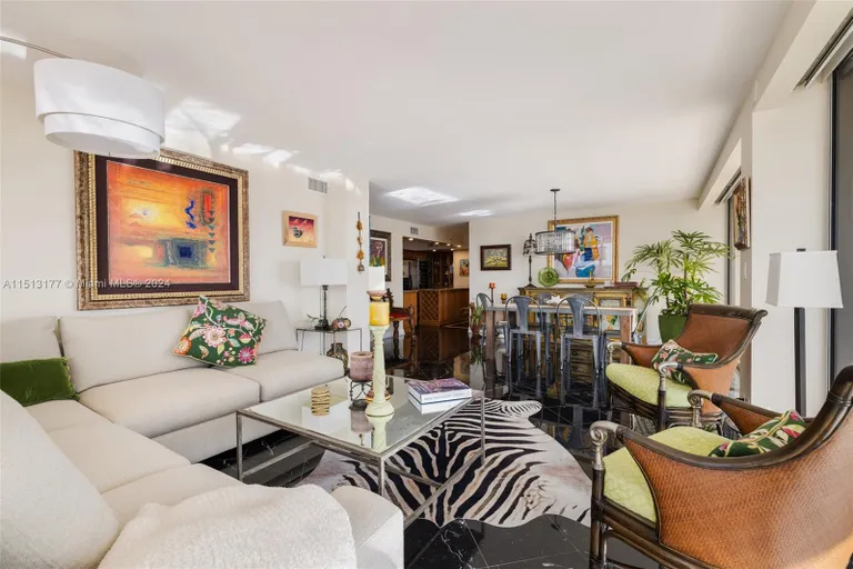 New York City Real Estate | View 2843 S Bayshore Dr, 17A | Listing | View 8