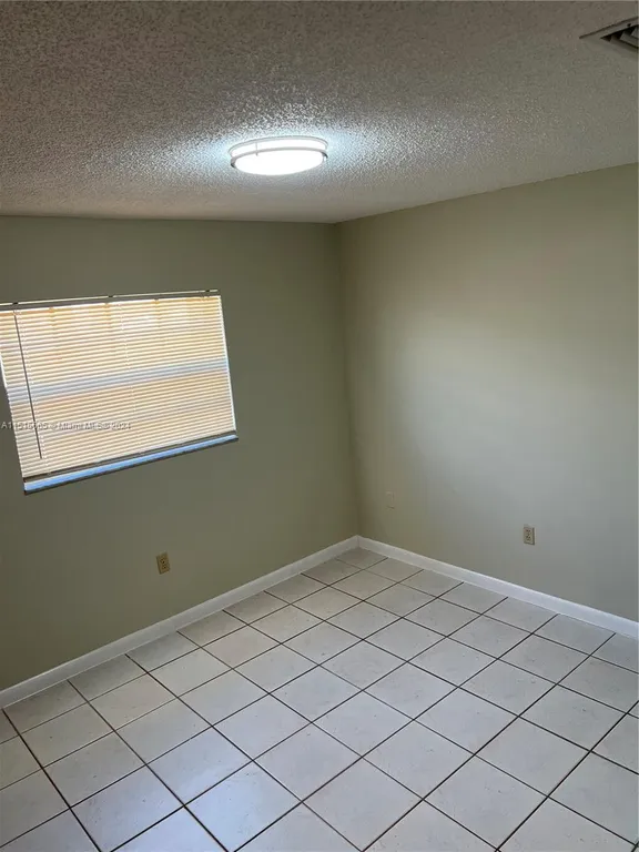 13764 SW 11th St, Miami, FL 33184 Property for rent