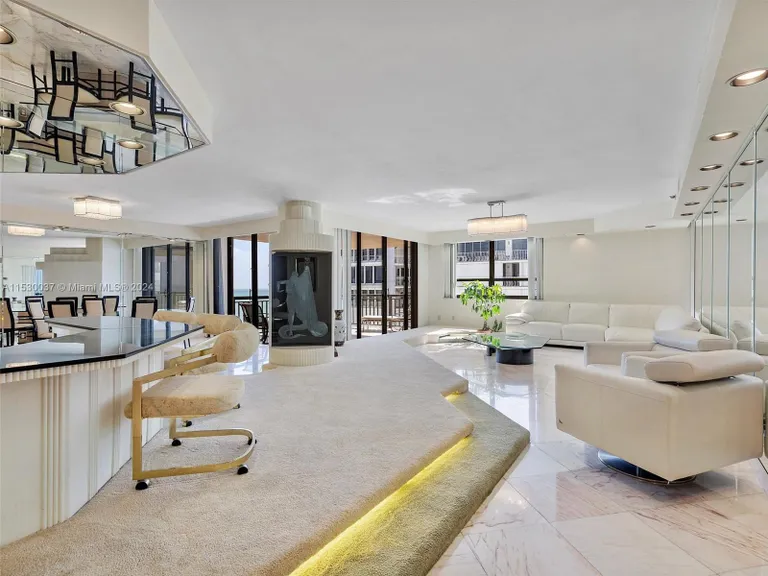 New York City Real Estate | View 10175 Collins Ave, 1704 | Listing | View 3