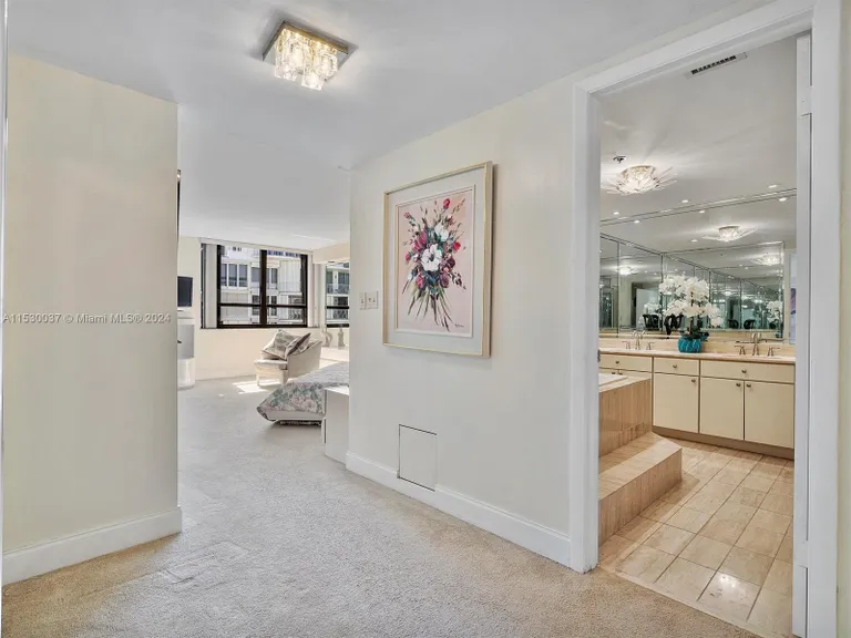 New York City Real Estate | View 10175 Collins Ave, 1704 | Listing | View 38