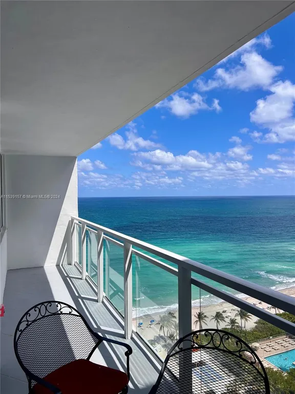 New York City Real Estate | View 2030 Ocean Dr, 2018 | Listing | View 3