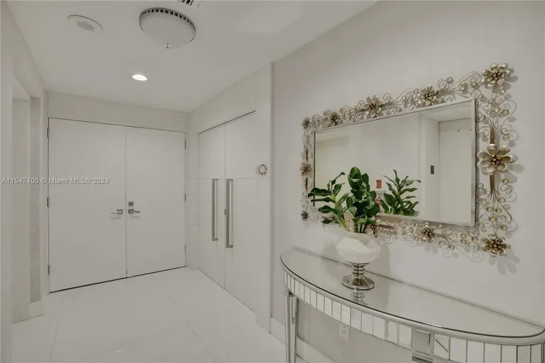 New York City Real Estate | View 10101 Collins Ave, 20A | Listing | View 60