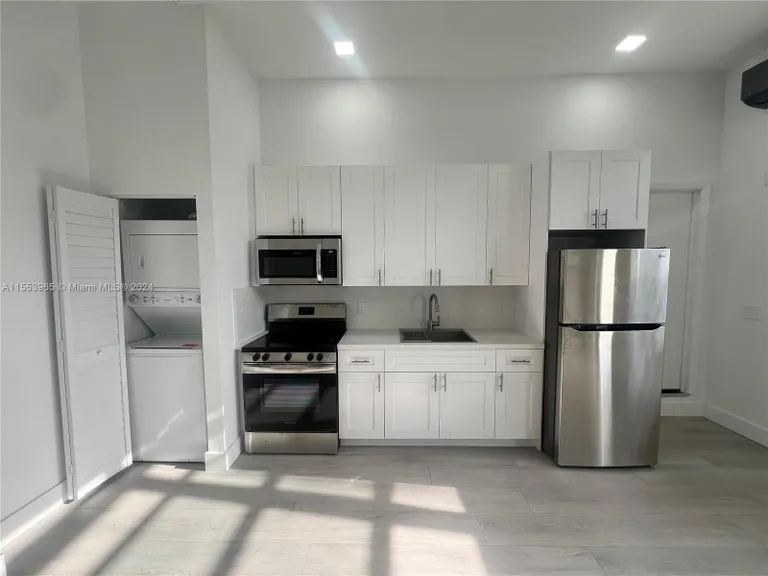 New York City Real Estate | View xx SW 98th St | 1 Bed, 1 Bath | View 1