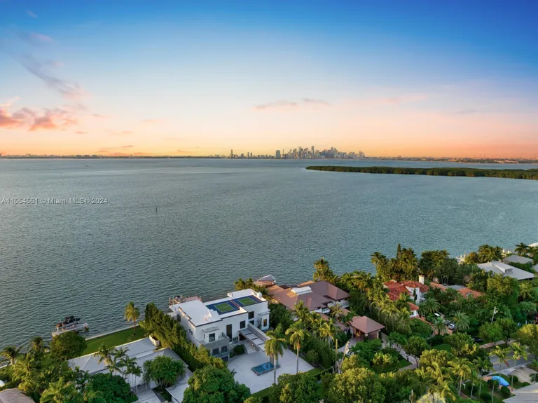 New York City Real Estate | View 330 Harbor Dr | Listing | View 35