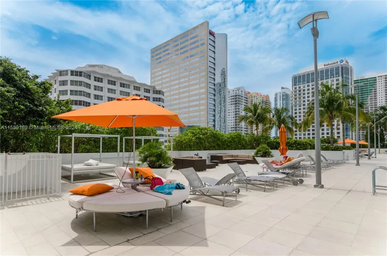 New York City Real Estate | View 951 Brickell Ave, 2103 | Listing | View 3