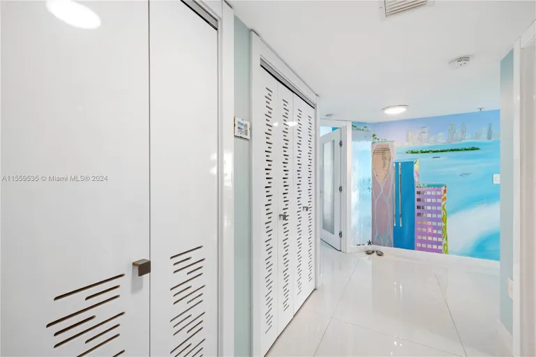 New York City Real Estate | View 650 West Ave, 1211 | Listing | View 17