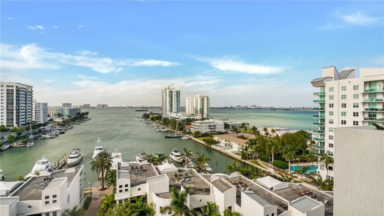 New York City Real Estate | View 7900 Harbor Island Dr, 1001 | Listing | View 39