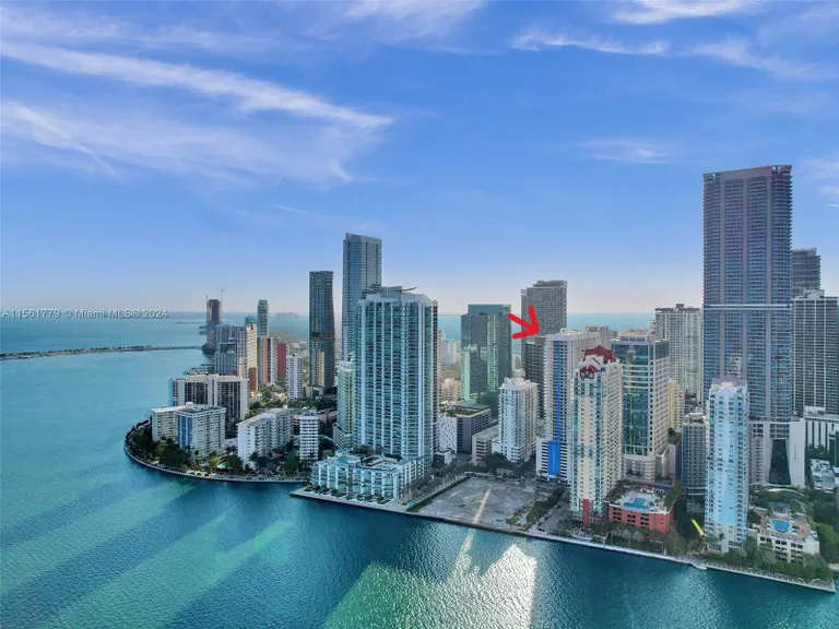 New York City Real Estate | View 1200 Brickell Bay Dr, PH4219 | 1 Bed, 1 Bath | View 1