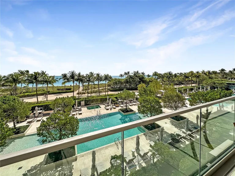 New York City Real Estate | View 10203 Collins Ave, 302 | Listing | View 5