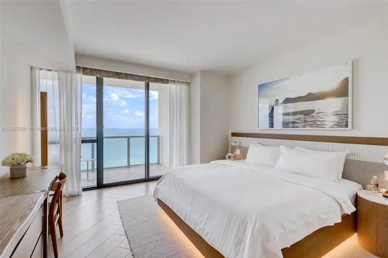 New York City Real Estate | View 2201 Collins Ave, 1429 | Listing | View 21