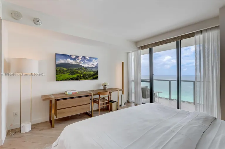 New York City Real Estate | View 2201 Collins Ave, 1429 | Listing | View 22