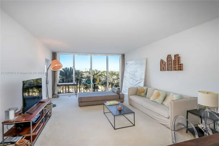New York City Real Estate | View 10275 Collins Ave, 429 | Listing | View 7