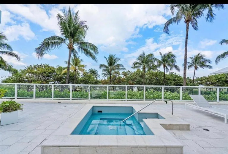New York City Real Estate | View 10185 Collins Ave, 1215 | Listing | View 4