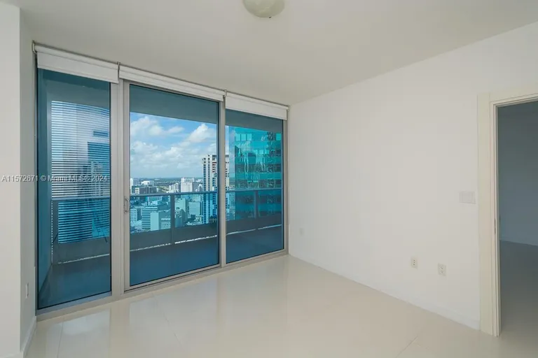 New York City Real Estate | View 200 Biscayne Boulevard Way, 3414 | Listing | View 3