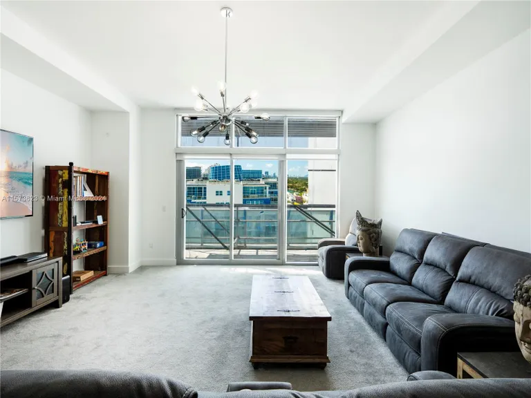 New York City Real Estate | View 201 Aqua Ave, PH4 | 2 Beds, 3 Baths | View 1