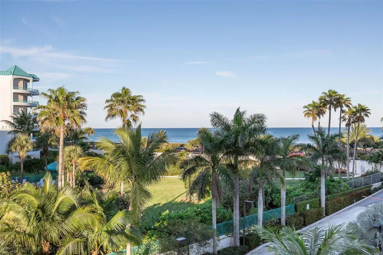New York City Real Estate | View 3000 S Highway A1a, 402 | Listing | View 38
