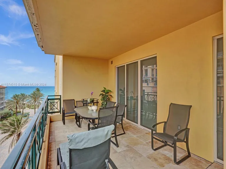 New York City Real Estate | View 3415 N Ocean Dr, 505 | 3 Beds, 2 Baths | View 1