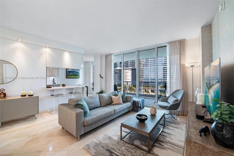 New York City Real Estate | View 901 Brickell Key Blvd, 905 | Listing | View 8