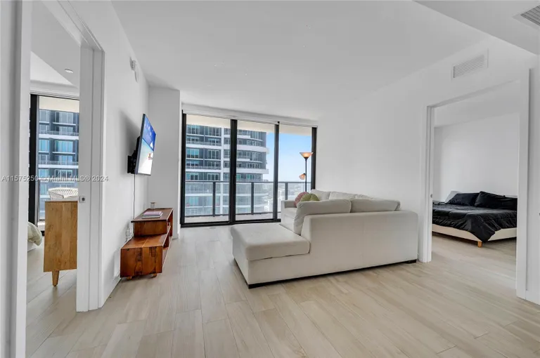 New York City Real Estate | View 1300 S Miami Ave, 2609 | Listing | View 9