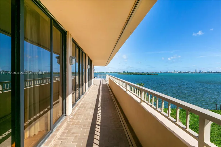 New York City Real Estate | View 11113 Biscayne Blvd, 657 | Listing | View 41