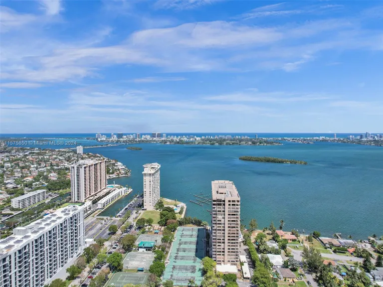 New York City Real Estate | View 11113 Biscayne Blvd, 657 | Listing | View 18