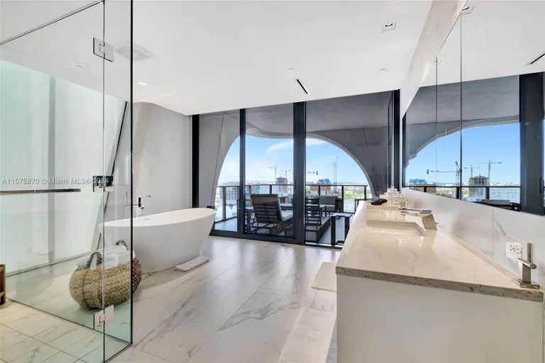 New York City Real Estate | View 1000 Biscayne Blvd, 2801 | Listing | View 31