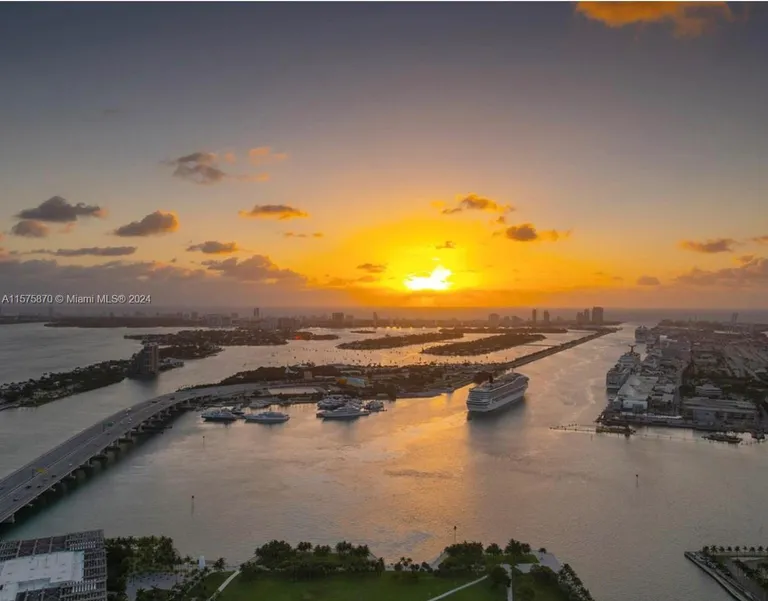 New York City Real Estate | View 1000 Biscayne Blvd, 2801 | Listing | View 4