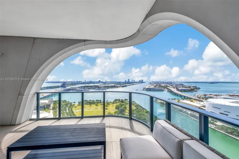 New York City Real Estate | View 1000 Biscayne Blvd, 2801 | Listing | View 27