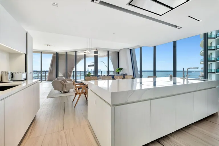 New York City Real Estate | View 1000 Biscayne Blvd, 2801 | Listing | View 20