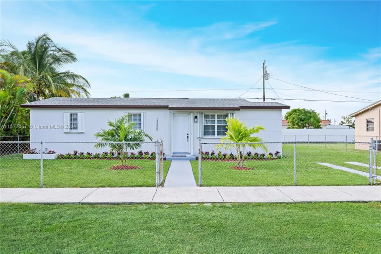 New York City Real Estate | View 14800 SW 104th Ave | 3 Beds, 2 Baths | View 1