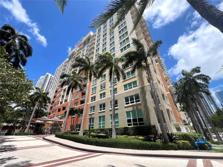 New York City Real Estate | View 2001 Biscayne Blvd, 2402 | Listing | View 58