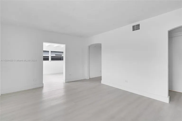 New York City Real Estate | View 1021 6th Ave | Listing | View 5