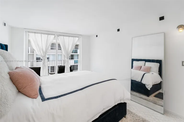 New York City Real Estate | View 1228 West Ave, 1511 | Listing | View 8