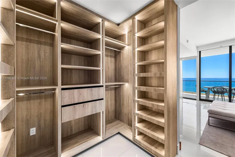 South Florida Real Estate | View 18975 Collins Ave, 1403 | Listing | View 14