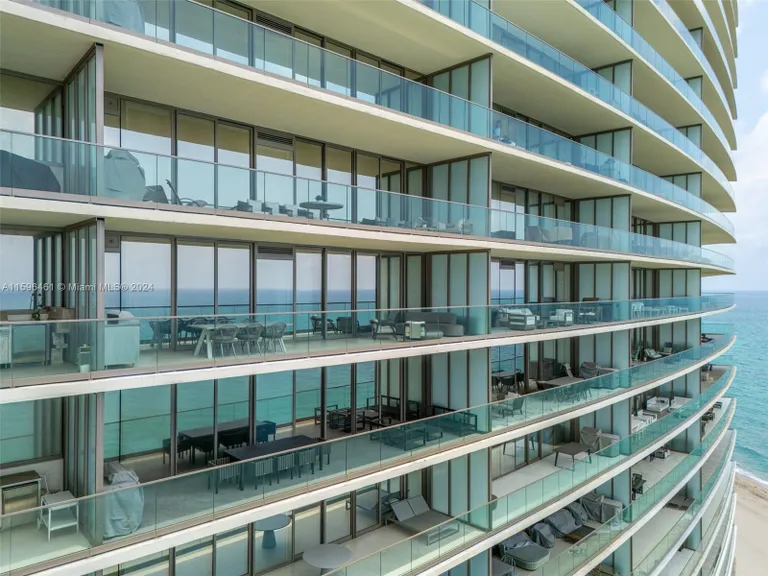 South Florida Real Estate | View 18975 Collins Ave, 1403 | Listing | View 24