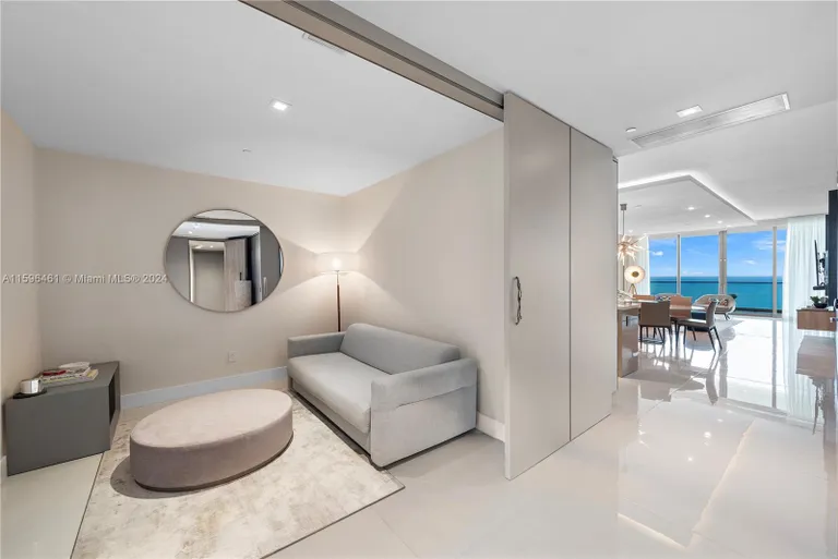 South Florida Real Estate | View 18975 Collins Ave, 1403 | Listing | View 5