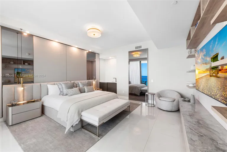 South Florida Real Estate | View 18975 Collins Ave, 1403 | Listing | View 10