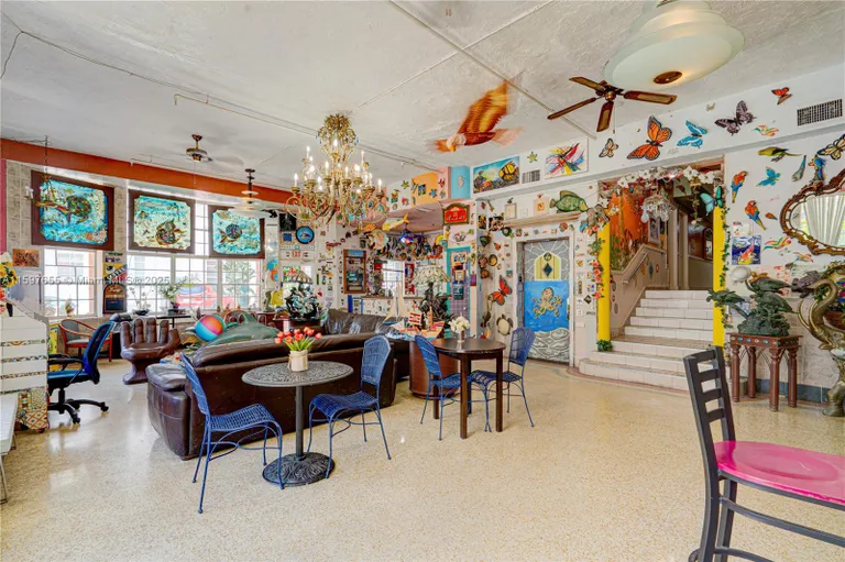 South Florida Real Estate | View 1680 E James Ave | Listing | View 9