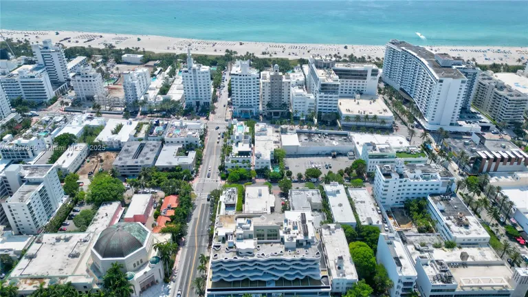 South Florida Real Estate | View 1680 E James Ave | Listing | View 60