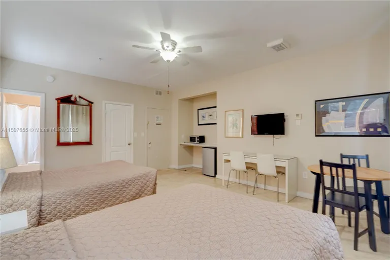South Florida Real Estate | View 1680 E James Ave | Listing | View 46