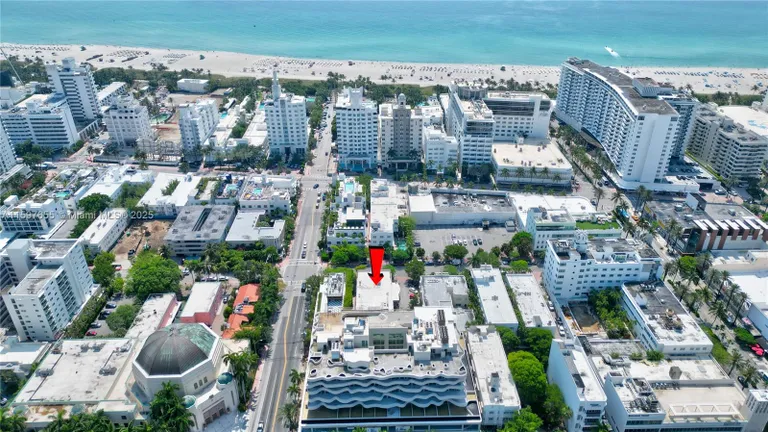 South Florida Real Estate | View 1680 E James Ave | Listing | View 69