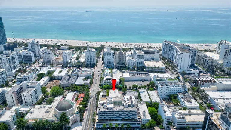 South Florida Real Estate | View 1680 E James Ave | Listing | View 68