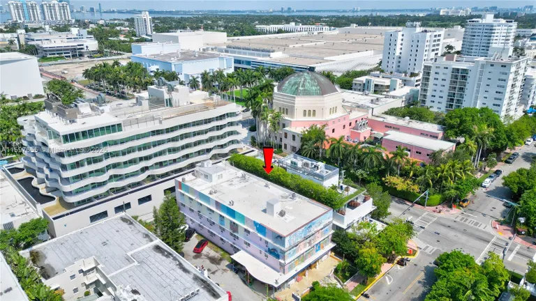 South Florida Real Estate | View 1680 E James Ave | Listing | View 59