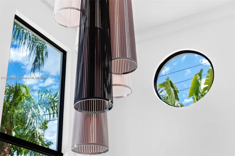 3000 Blaine 3000, Miami, FL 33133 Property for rent