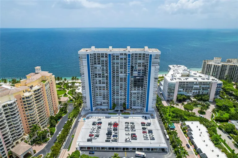 New York City Real Estate | View 881 Ocean Dr, 16D | Listing | View 42