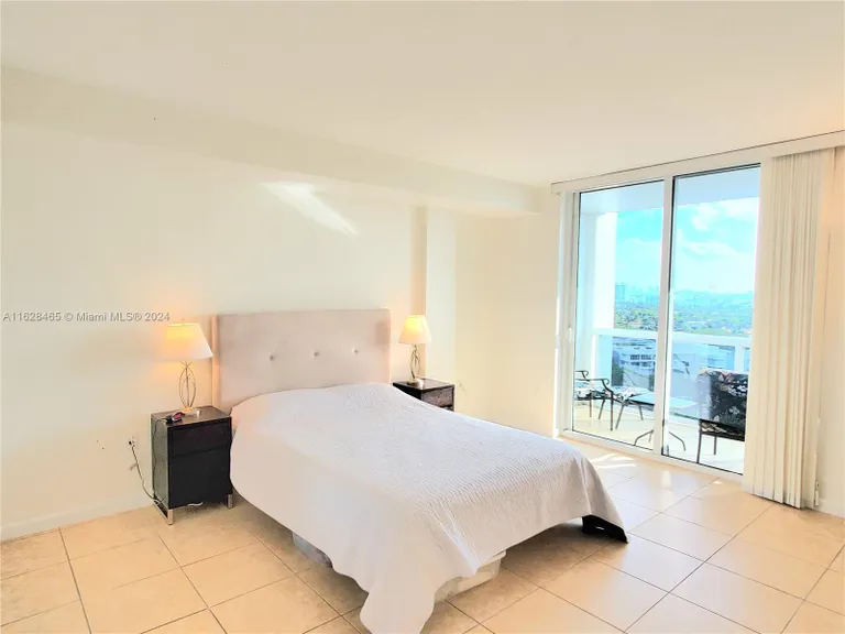 New York City Real Estate | View 10275 Collins Ave, 1029 | Listing | View 8