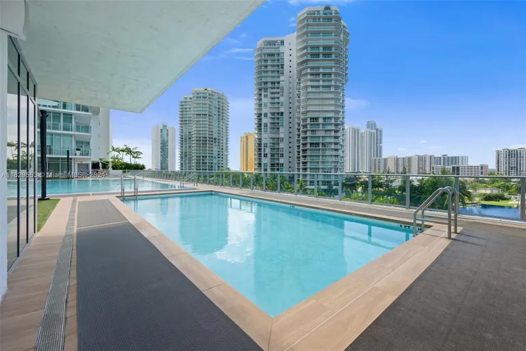 New York City Real Estate | View 330 Sunny Isles Blvd, 5-LPH02 | Listing | View 46